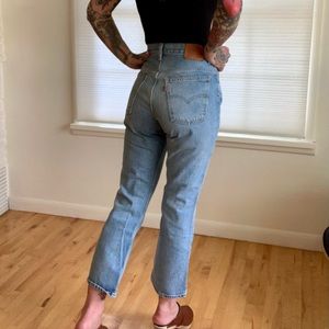 Levis 517 high rise cropped flared vintage style jeans